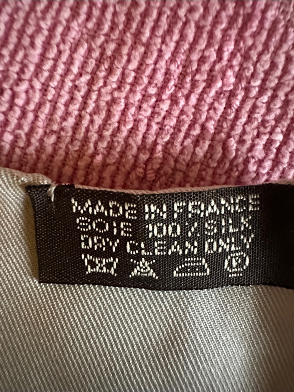 Dior Decorative large scarf in Pink, Yellow, Green and Gray - Picture 4 of 4